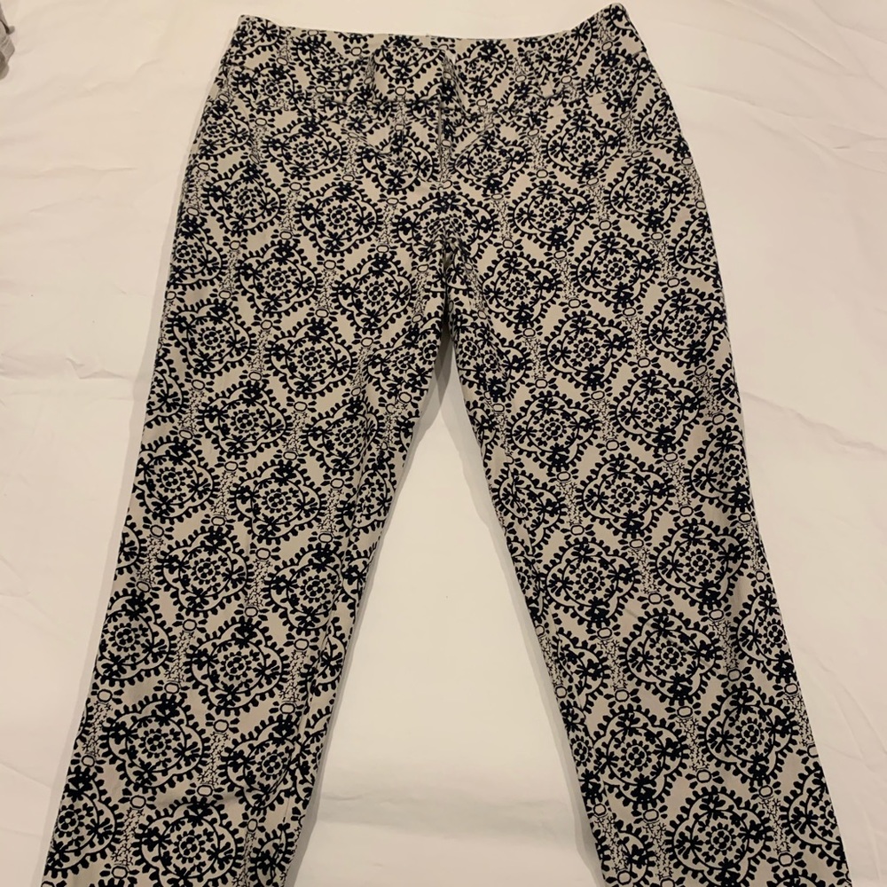 LOFT Riviera Floral Pant - Picture 2 of 10